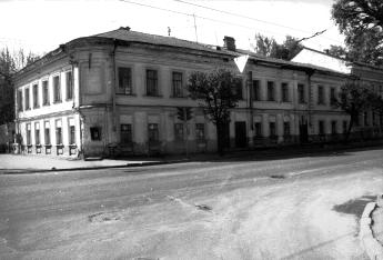 Дом Солодовниковых (левая часть)